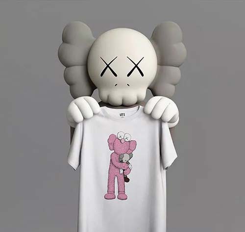 KAWS 与 优衣库 合作T恤