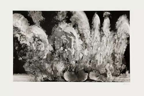 Maggi Hambling，Wall of water，2011，版权属于 Maggi Hambling